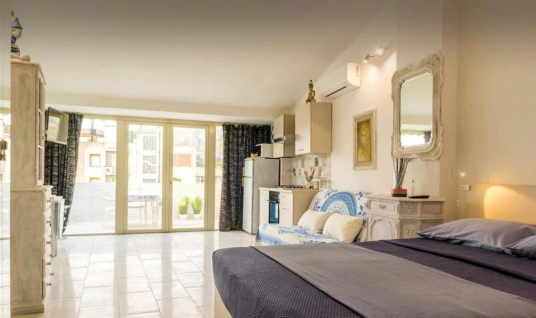 Apartamento Janeta Panoramic Loft Giardini-Naxos Exterior foto